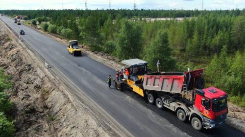На Сахалине началось асфальтирование автодороги в рамках нацпроекта